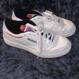 Reebok “rad” edition club c’s